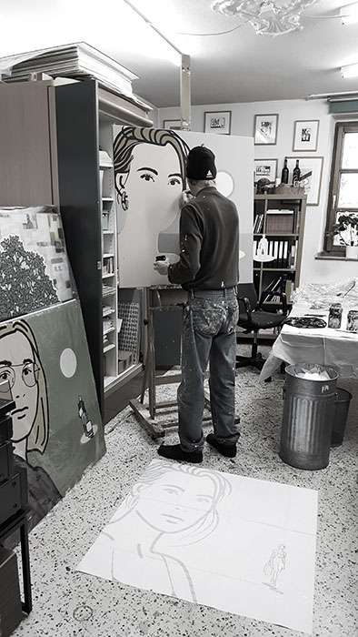 Im Atelier, bei der Arbeit von Time for a change (VI)